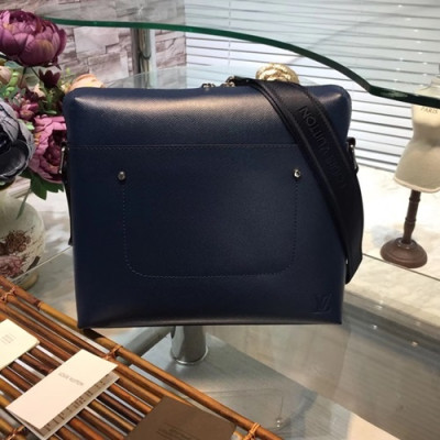 Louis Vitton Grigori Messenger Shoulder Bag,35cm - 루이비통 그리고리 남성용 메신저 숄더백 M30238,LOUB0201,35cm