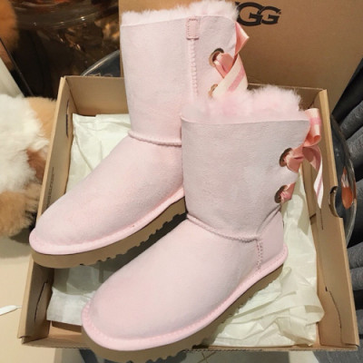 UGG 2018 LADIES SNAILCLASSIC ANKLE BOOTS - UGG 어그부츠 UGG0028 , 사이즈 (225 - 245)