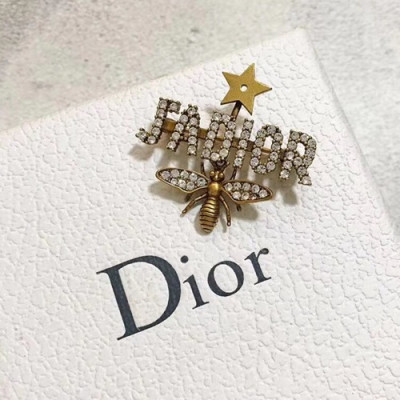 D&G  Rose Gold  Brooch - 돌체앤가바나   여성용 18k도금  로즈골드 브로치