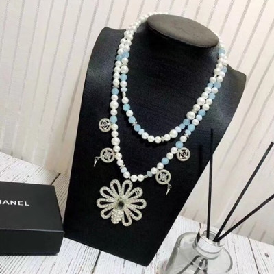 CHANEL Choker  18k White Gold  - 샤넬  여성용 목걸이 18K도금 화이트 골드