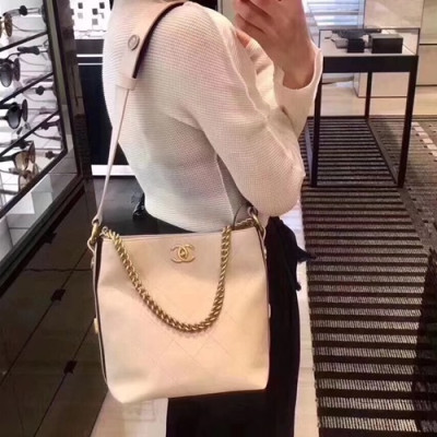 Chanel Women Tote Shoulder Bag,25CM - 샤넬 여성용 토트 숄더백 CHAB0141,25CM,화이트