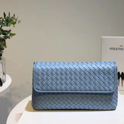 Bottega Veneta Leather Sky  Blue Women Chain Cross Bag,25cm - 보테가 베네타 레더 스카이블루 여성용 체인 크로스백 1516-5,BVB0038,25cm