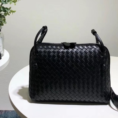 Bottega Veneta Leather Black Women Cross Bag,24cm - 보테가 베네타 레더 블랙 여성용 크로스백 4849-3,BVB0051,24cm