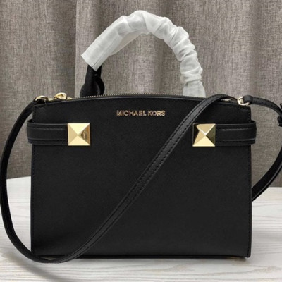 Michael Kors Leather Tote Shoulder Bag,26cm - 마이클 코어스 레더 토트 숄더백 MKB0113,26cm,블랙