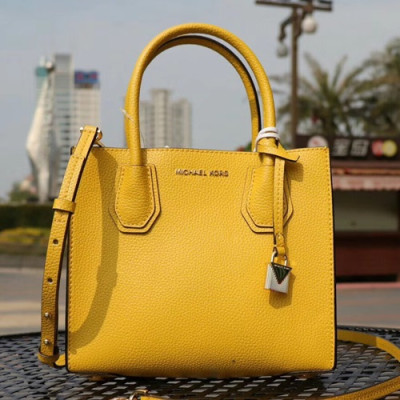 Michael Kors Leather Tote Shoulder Bag, 21/26/32CM - 마이클 코어스 레더 토트 숄더백 ,MKB0166, 21/26/32CM,옐로우