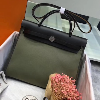 Hermes Herbag Canvas Tote Shoulder Bag ,31cm - 에르메스 허백 캔버스 남여공용 토트 숄더백 HERB0552,31cm,카키