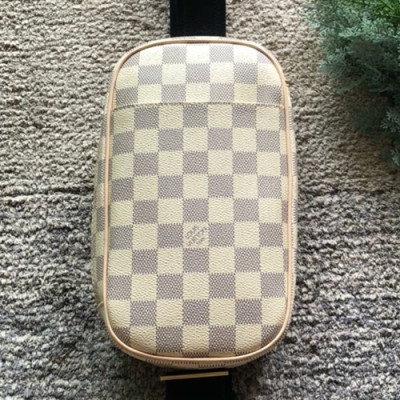 Louis Vuitton Monogram Hip Sack,23cm - 루이비통 모노그램 남여공용 힙색, M51870,LOUB0658,23cm,화이트