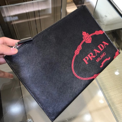 Prada Saffiano Mens Clutch Bag ,28CM - 프라다 사피아노 남성용 클러치백 2NG005-22,28CM,블랙+레드