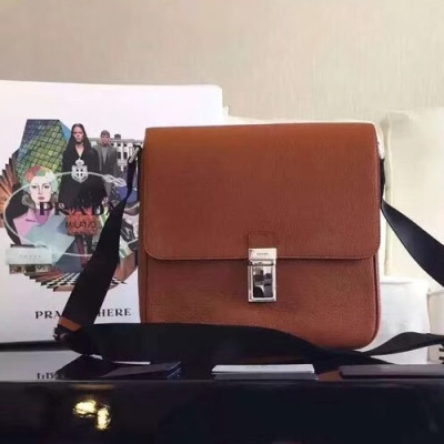 Prada 2018 Leather Shoulder Bag ,26CM - 프라다 2018 레더 남여공용 숄더백,PRAB0027,26CM,카멜