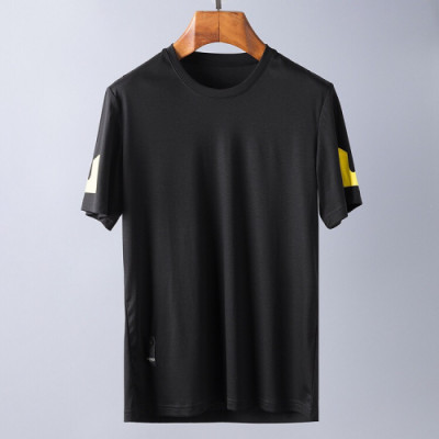 Fendi 2019 Mens Monster Eyes Cotton Short Sleeved T-shirt - 펜디 남성 몬스터 아이즈 코튼 반팔티 Fen0168x.Size(m - 2xl).블랙