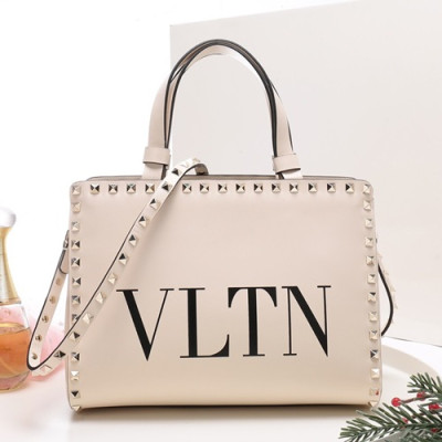 [러블리 봄신상]Valentino 2019 Leather VLTN Garavani Rockstud Tote Shoudler Bag,26CM - 발렌티노 2019 레더 VLTN 가라바니 락스터드 토트 숄더백,VTB0215,26CM,아이보리