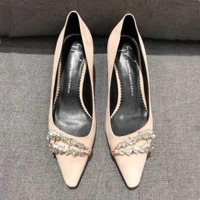 [추가할인]Gianvito rossi 2019 Womens Suede Strass Middle-heel Pumps - 지안비토 로시 여성 스웨이드 스트라스 미들힐 펌프스 Gia0014x.Size(220 - 250).인디언핑크