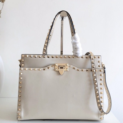 Valentino 2019 Leather Garavani Rockstud Tote Shoudler Bag,31CM - 발렌티노 2019 레더 가라바니 락스터드 토트 숄더백, VTB0327,31CM,화이트