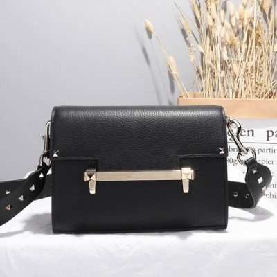 Valentino 2019  Leather Shoudler Cross Bag,22.5CM - 발렌티노 2019 레더 숄더 크로스백,VTB0382,22.5CM,블랙