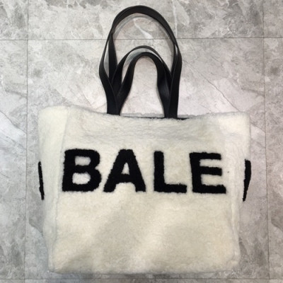 Balenciaga 2019 Lambs Wool Tote Shoulder Bag,36CM - 발렌시아가 2019 램스울 여성용 토트 숄더백, BGB0181, 36cm,화이트