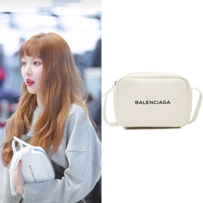 Balenciaga 2019 Leather Everyday Camera Shoulder Bag,20/25CM - 발렌시아가 2019 레더 에브리데이 남여공용 카메라 숄더백,BGB0187,20/25CM,화이트 - 현아