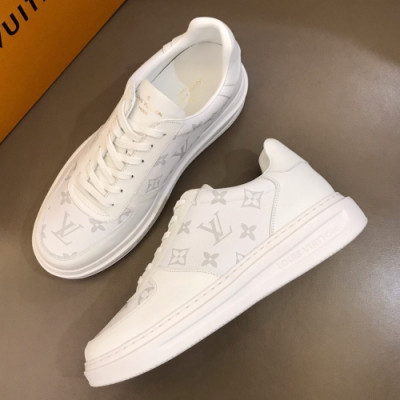 Louis Vuitton 2019 Mens Initial Logo Lambskin Sneakers  - 루이비통 남성 이니셜 로고 램스킨 스니커즈 Lou01019x.Size(240 - 270).화이트