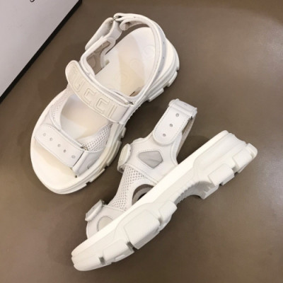 [매장판]Gucci 2019 Mens Logo Velcro Leather Sandal - 구찌 남성 로고 벨크로 레더 샌달 Guc01049x.Size(240 -  270).화이트