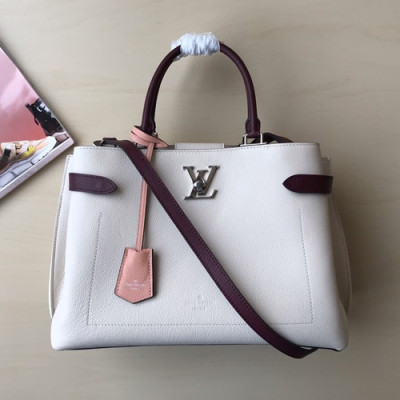 Louis Vuitton 2019 Lock Me Day Tote Shoulder Bag,31cm - 루이비통 2019 락미 데이 토트 숄더백 M53647,LOUB1256,31cm,아이보리