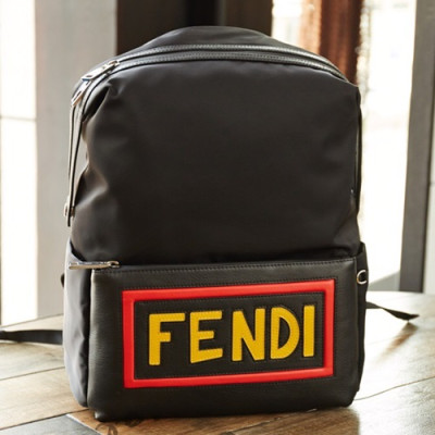 Fendi 2019 Nylon Back Pack ,41CM - 펜디 2019 나일론 남성용 백팩  FENB0212,41CM,블랙