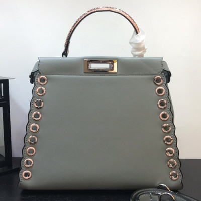 Fendi 2019 Tote Shoulder Bag ,33CM - 펜디 2019 토트 숄더백  FENB0351,33CM,그레이