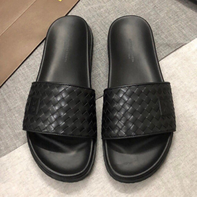 [추천템]Bottega Veneta 2019 Mens Driving Leather Slipper - 보테가베네타 드라이빙 레더 슬리퍼  Bot0069x.Size(245 - 275).블랙