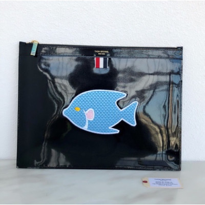 Thom Browne 2019 Leather Clutch Bag ,33cm - 톰브라운 2019 레더 남여공용 클러치백 THOB0051,33cm,블랙