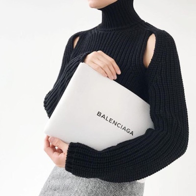 Balenciaga 2019 Leather Clutch Bag,29/34CM - 발렌시아가 2019 레더 남여공용 클러치백,BGB0294,29/34CM,화이트