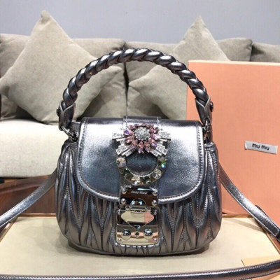 MiuMiu 2019 Matelasse Coffer Tote Shoulder Cross Bag,24cm - 미우미우 2019 마틀라세 코퍼 토트 숄더 크로스백,5BH111, MIUB0092 , 24cm,실버