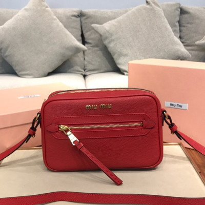 MiuMiu 2019 Camera Shoulder Cross Bag,23cm - 미우미우 2019 카메라 숄더 크로스백,5BH116 , MIUB0129 , 23cm,레드