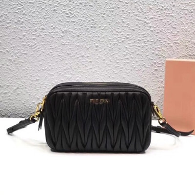 MiuMiu 2019  Matelasse Double Zip Shoulder Cross Bag,20cm - 미우미우 2019 마틀라세 더블 지퍼 숄더 크로스백,5BH539 , MIUB0135 , 20cm,블랙