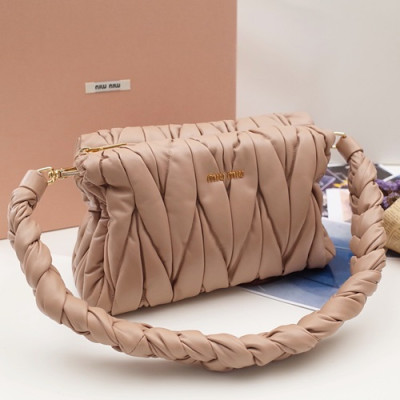 MiuMiu 2019 Matelasse Tote Shoulder Bag,27cm - 미우미우 2019 마틀라세 토트 숄더백,5BC022, MIUB0184 , 27cm,베이지핑크