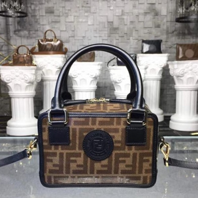 Fendi 2019 Boston Mini Tote Shoulder Bag,19cm - 펜디 2019 여성용 보스턴 미니 토트 숄더백 FENB0405,19CM,브라운+블랙