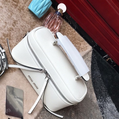 MiuMiu 2019 Tote Shoulder Bag,24cm - 미우미우 2019 토트 숄더백,5BH122, MIUB0251, 24cm,화이트