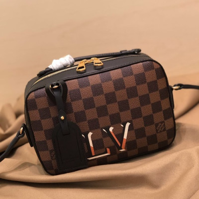 Louis Vuitton 2019 Saintonge Camera Shoulder Bag,22cm - 루이비통 2019 생통주 카메라 숄더백 M43555,LOUB1364 ,22cm,브라운+블랙