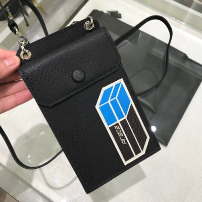 Prada 2019 Leather Shoulder Bag / Phone Bag ,19CM - 프라다 2019 레더 남여공용 숄더백 / 폰백,1DH068-3,19CM,블랙