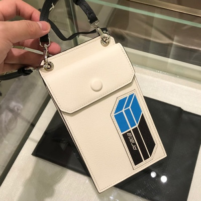 Prada 2019 Leather Shoulder Bag / Phone Bag ,19CM - 프라다 2019 레더 남여공용 숄더백 / 폰백,1DH068-4,19CM,화이트