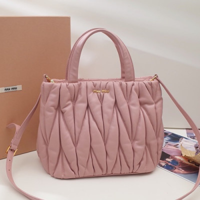 MiuMiu 2019 Matelasse Tote Shoulder Bag,24cm - 미우미우 2019 마틀라세 토트 숄더백,5BG061, MIUB0356, 24cm,핑크