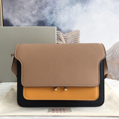 Marni 2019 Trunk Leather Shoulder Bag,24CM - 마르니 2019 트렁크 레더 숄더백, MARB0021,24CM,다크베이지(옐로우+블랙)