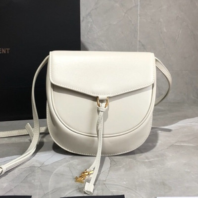 Saint Laurent 2019 Datcha Leather Saddle Shoulder Bag,19cm - 입생로랑 2019 다차 레더 새들 숄더백 551559 , SLB0395,19cm,화이트