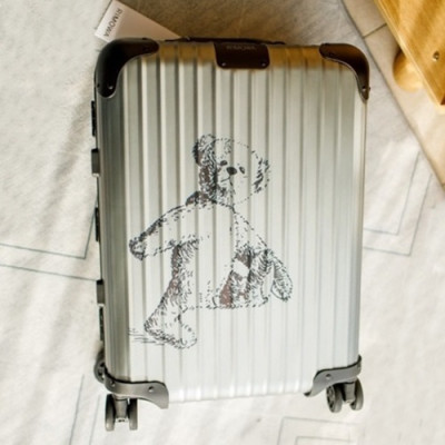 RIMOWA 2019 925 Carrier,21/22/26/28 in - 리모와 2019 남여공용 925 캐리어, RIMC0071,21/22/26/28 in,실버