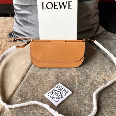 Loewe 2019 Gate Pochette Shoulder Bag, 21CM - 로에베 2019 게이트 포쉐트 숄더백 ,LOEB0202,21CM,베이지카멜