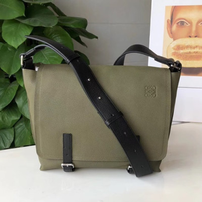 Loewe 2019 Military Messenger Shoulder Bag, 32CM - 로에베 2019 밀리터리 남성용 메신저 숄더백 ,LOEB0316,32CM, 카키