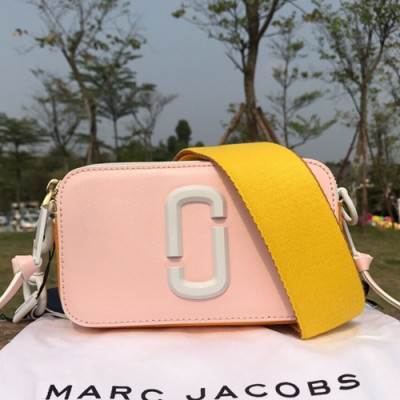 Mark Jacobs 2019 Leather Women Camera Shoulder Bag,19cm - 마크제이콥스 2019 레더 여성용 카메라 숄더백,MJB0100,19cm,연핑크