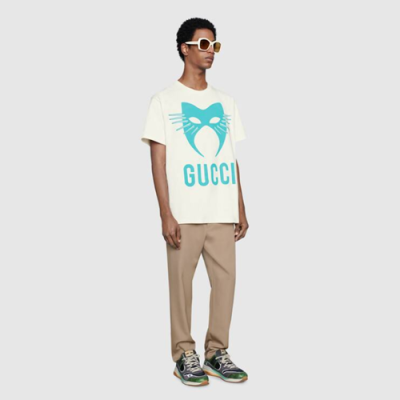 GUCCI 2019 Mens Logo Cotton Short Sleeved Tshirt - 구찌 남성 로고 코튼 반팔티 gucts0064.Size(xs - m).화이트