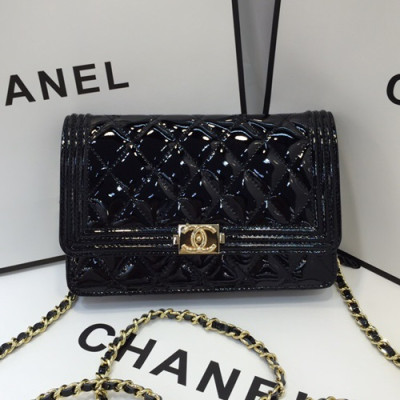 Chanel 2019 WOC Chain Cross Bag,19CM - 샤넬 2019 WOC 체인 크로스백,CHAB1058,19CM,블랙