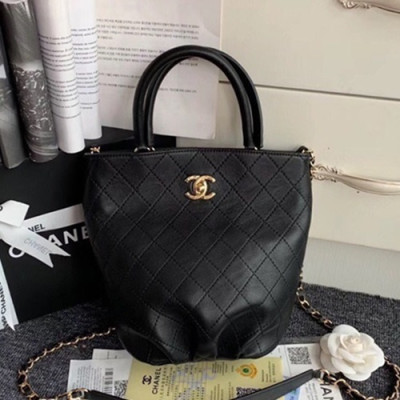 Chanel 2019 Leather Bucket Tote Shoulder Bag ,26CM - 샤넬 2019 레더 버킷 토트 숄더백  CHAB1119,26CM,블랙