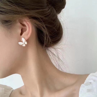 VanCleef&Arpels 2023 clover Earring  -반클리프 앤아펠 나비 클로버 이어링 ven0001.컬러(로즈 골드)