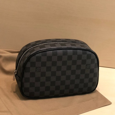 Louis Vuitton 2019 Monogram Pouch Bag,25.5cm - 루이비통 2019 모노그램 남여공용 파우치백 M47527, LOUB1666,25.5cm,블랙