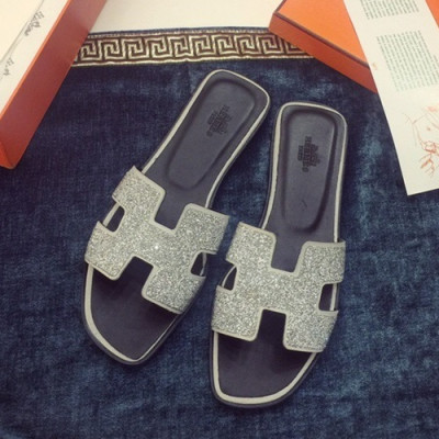 Hermes 2019 Ladies Classic Oasis Glitter Leather Slipper - 에르메스 2019 여성용 클래식 오아시스 글리터 레더 슬리퍼 HERS0001,Size(220 - 260).실버